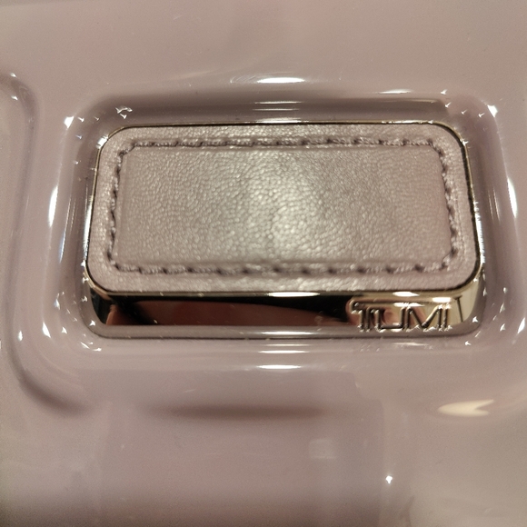 [NWT] Tumi 19 Degree Continental Expandable Carry-On Polycarbonate ($795 Retail) - Picture 15 of 16